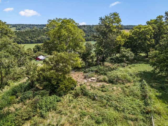 4951 Weakley Creek Rd, Lawrenceburg, TN 38464