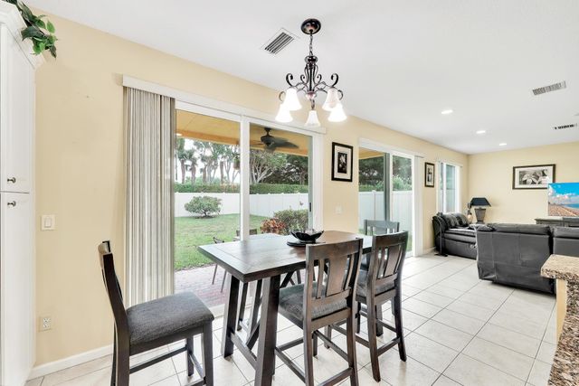 9161 Dupont Place, Wellington, FL 33414
