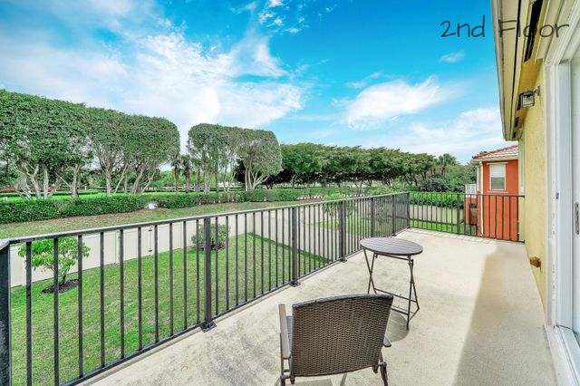 9161 Dupont Place, Wellington, FL 33414
