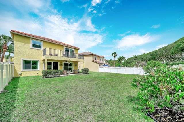 9161 Dupont Place, Wellington, FL 33414