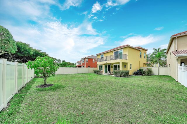 9161 Dupont Place, Wellington, FL 33414