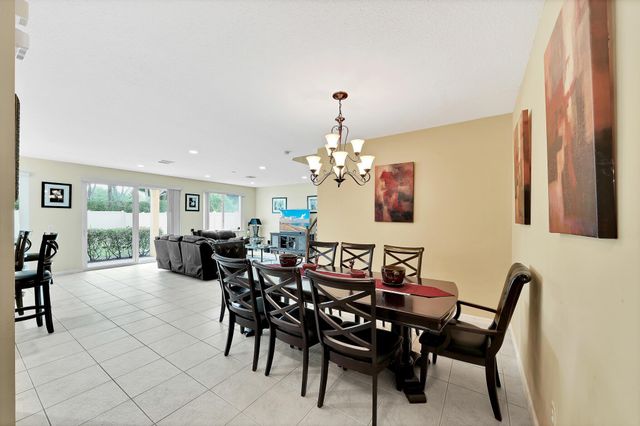 9161 Dupont Place, Wellington, FL 33414