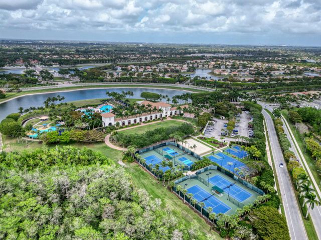9161 Dupont Place, Wellington, FL 33414