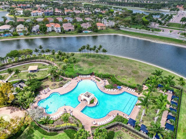 9161 Dupont Place, Wellington, FL 33414