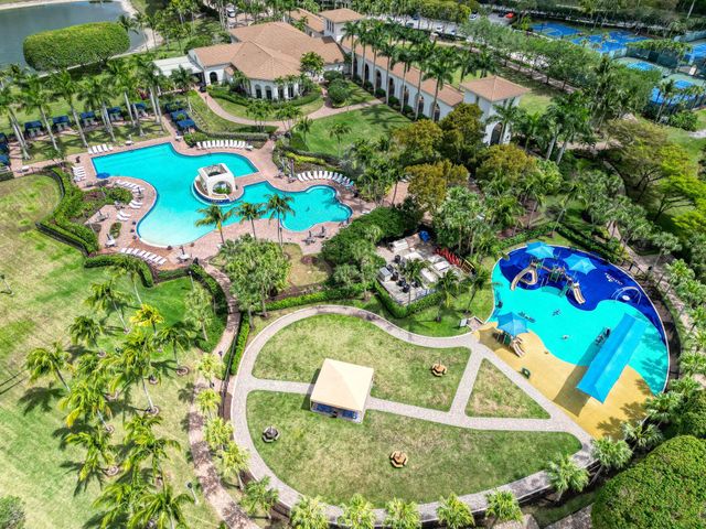 9161 Dupont Place, Wellington, FL 33414