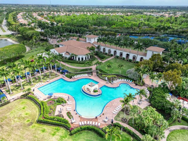 9161 Dupont Place, Wellington, FL 33414