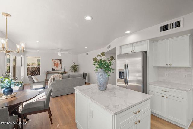 1320 E Dejerine Place, Tucson, AZ 85737