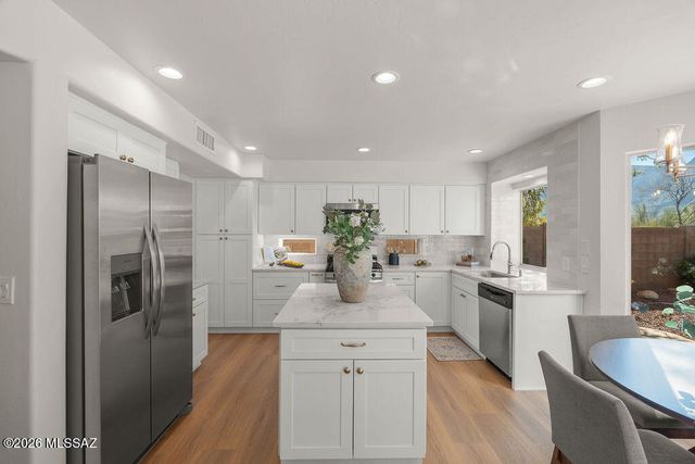 1320 E Dejerine Place, Tucson, AZ 85737