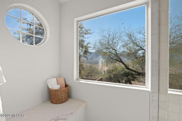 1320 E Dejerine Place, Tucson, AZ 85737