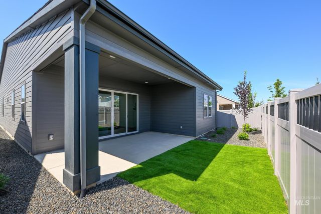 8733 W Stock Bridge St, Star, ID 83669