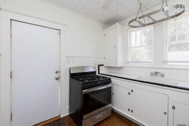 440 West Dr, Baton Rouge, LA 70806