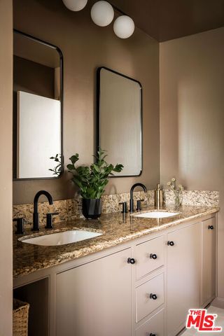 4312 9th Avenue, Los Angeles, CA 90008