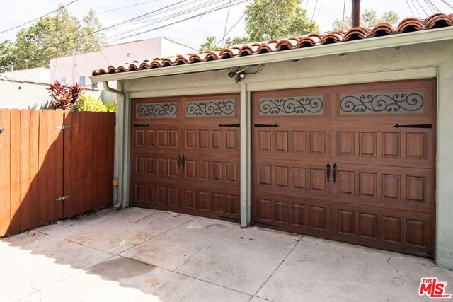 4312 9th Avenue, Los Angeles, CA 90008