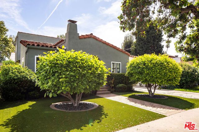 4312 9th Avenue, Los Angeles, CA 90008