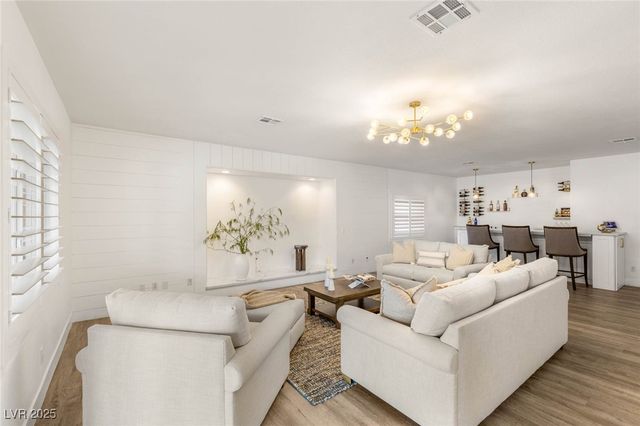 9615 Sedona Hills Court, Las Vegas, NV 89147