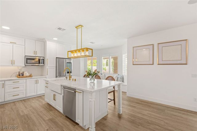 9615 Sedona Hills Court, Las Vegas, NV 89147