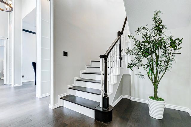 5807 Mountain View Drive, Houston, TX 77345