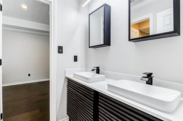 5807 Mountain View Drive, Houston, TX 77345