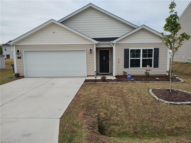 156 Rose Wind Way, Mayodan, NC 27027