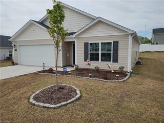 156 Rose Wind Way, Mayodan, NC 27027