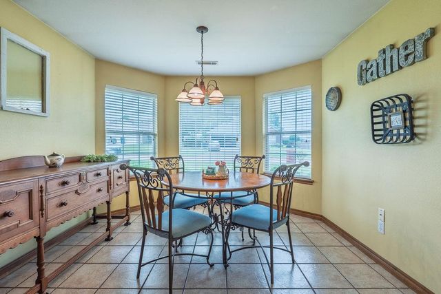 1503 Berkshire Place, Shawnee, OK 74804