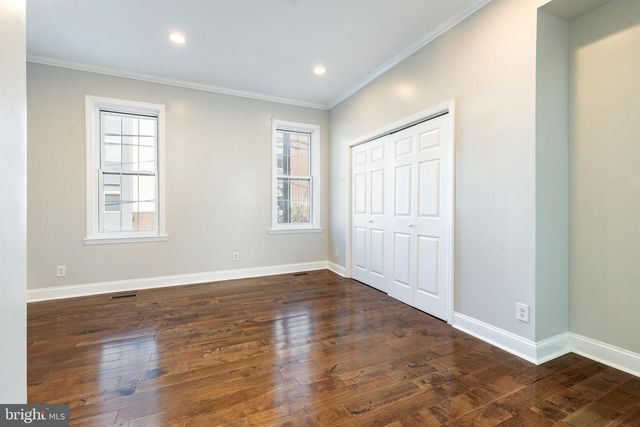 870 N 19TH ST, Philadelphia, PA 19130