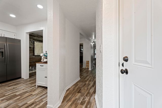 804 N 46th Street, Grove, OK 74344