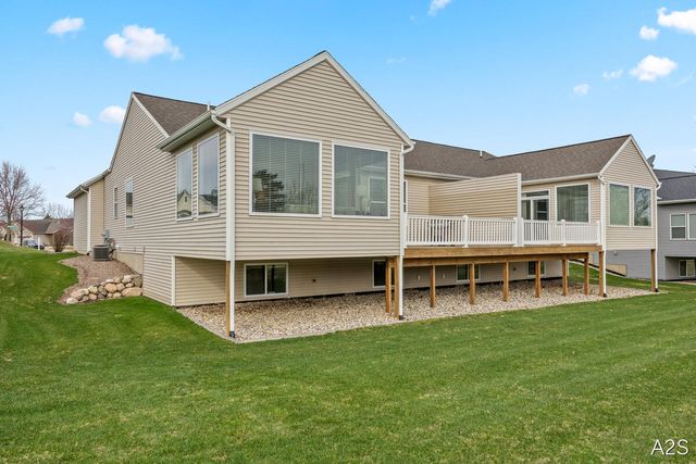 6110 Gleneagle Highlands Drive 93, Hudsonville, MI 49426