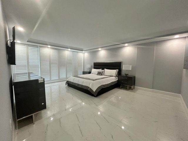 3546 S Ocean Boulevard 405, South Palm Beach, FL 33480