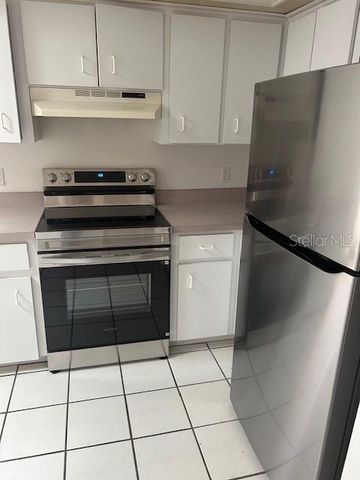 1623 PALMETTO AVENUE, Deland, FL 32724