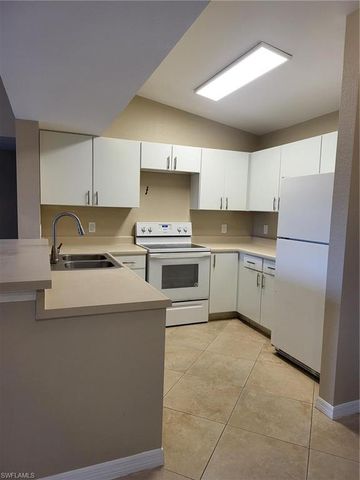 8288 Key Royal LN 1431, Naples, FL 34119