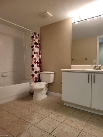 8288 Key Royal LN 1431, Naples, FL 34119