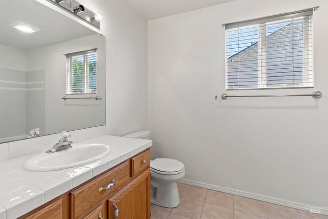 2164 Julie Ln, Twin Falls, ID 83301