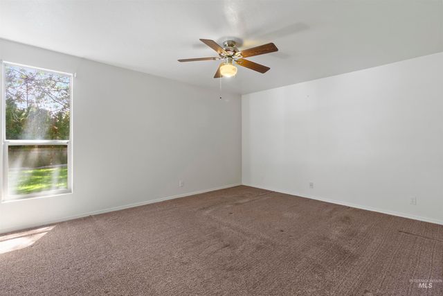 2164 Julie Ln, Twin Falls, ID 83301