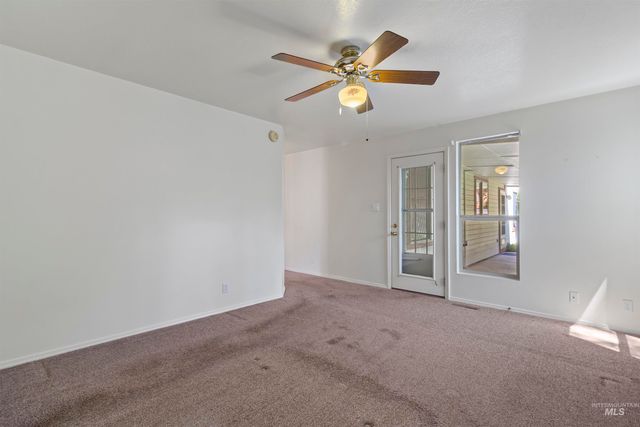 2164 Julie Ln, Twin Falls, ID 83301