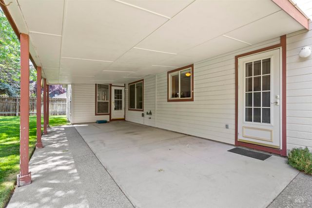 2164 Julie Ln, Twin Falls, ID 83301