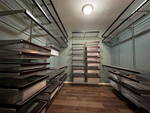 1106 Chelshurst Way, Spring, TX 77379