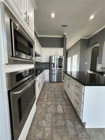 1106 Chelshurst Way, Spring, TX 77379