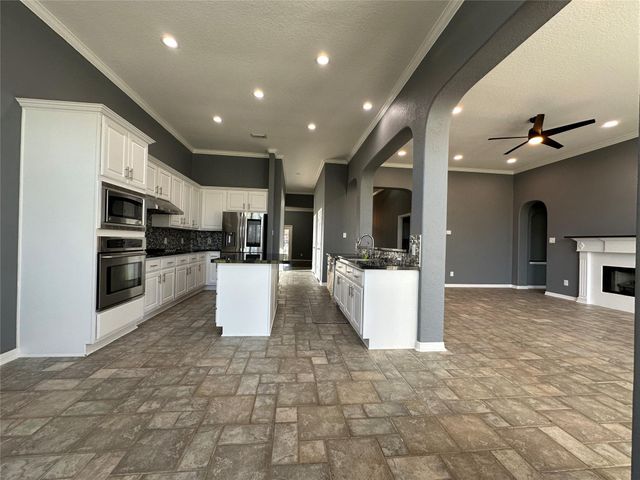 1106 Chelshurst Way, Spring, TX 77379