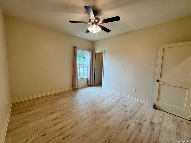 4776 FM 20, Seguin, TX 78155
