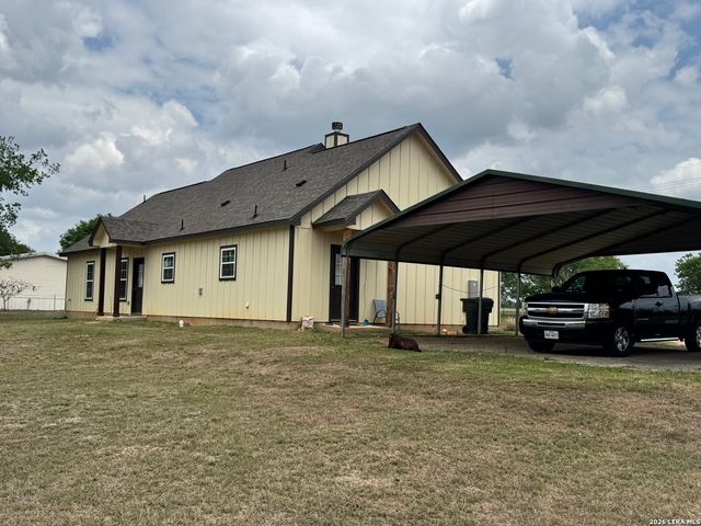 4776 FM 20, Seguin, TX 78155