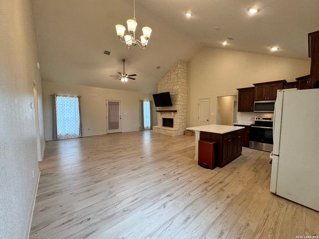 4776 FM 20, Seguin, TX 78155