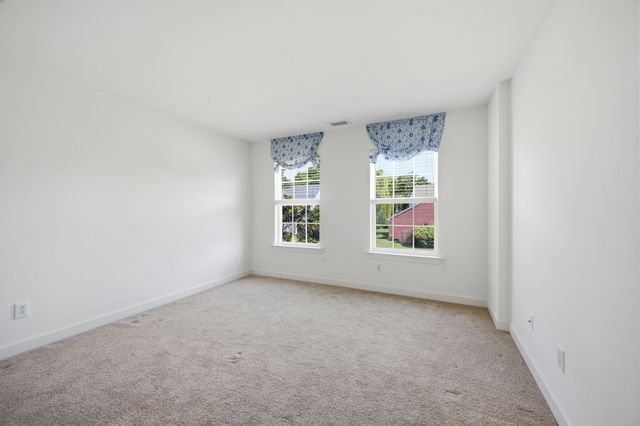 7001 Stone Run Dr, Nashville, TN 37211