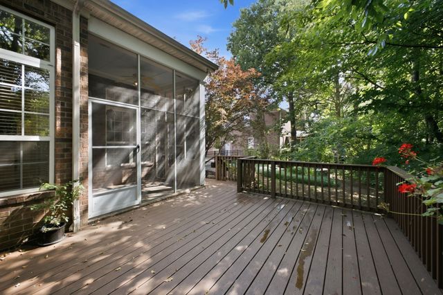 7001 Stone Run Dr, Nashville, TN 37211