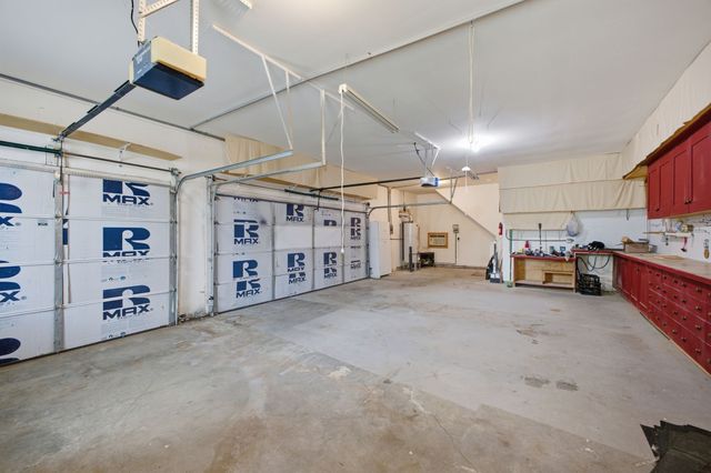 7001 Stone Run Dr, Nashville, TN 37211