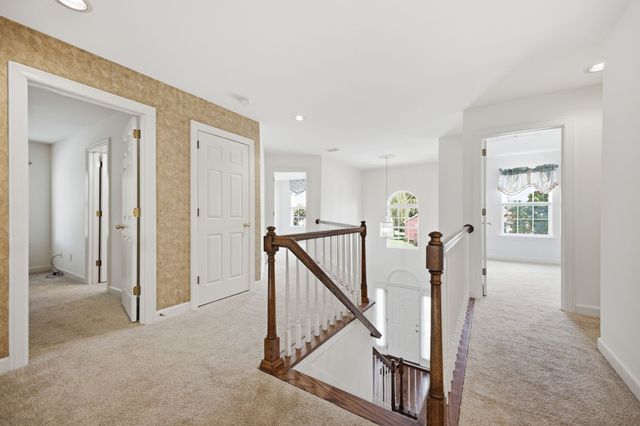 7001 Stone Run Dr, Nashville, TN 37211