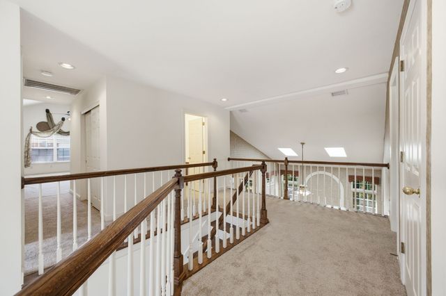 7001 Stone Run Dr, Nashville, TN 37211
