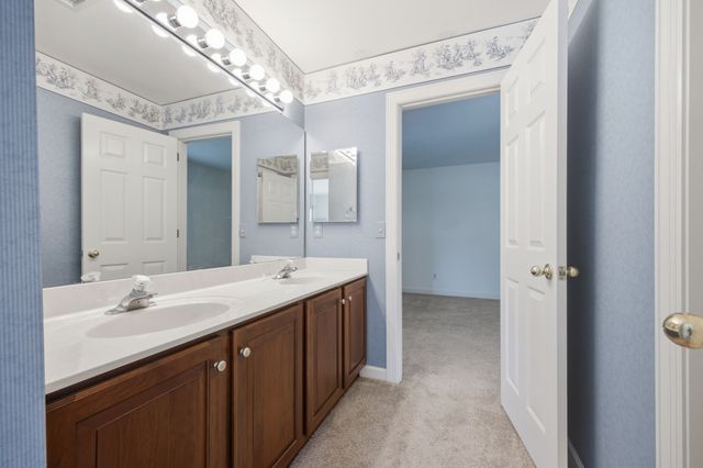 7001 Stone Run Dr, Nashville, TN 37211