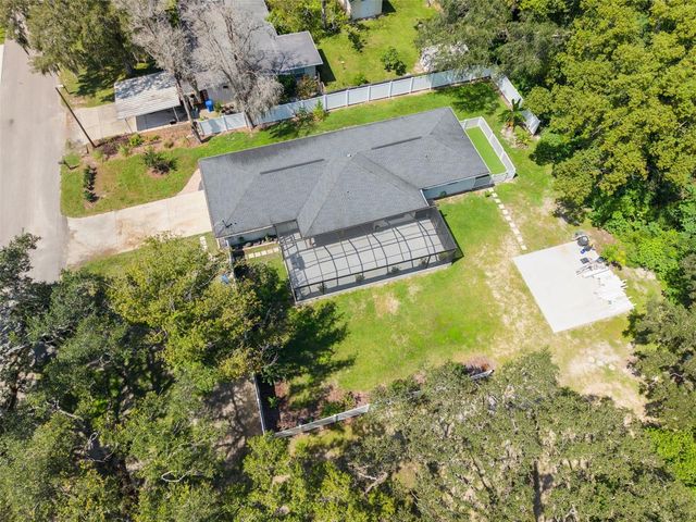 501 W 124TH AVENUE, Tampa, FL 33612