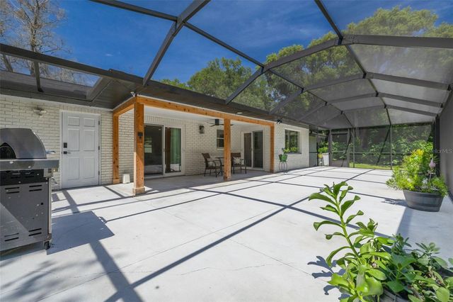 501 W 124TH AVENUE, Tampa, FL 33612